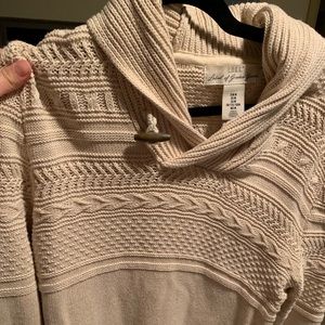 Men’s knit sweater with collar neck. Warm sweater